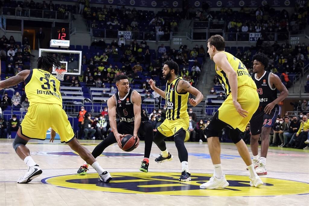 Φενέρμπαχτσε-Μπασκόνια 75-53: Με υπογραφή Ντε Κολό-Πολονάρα!
