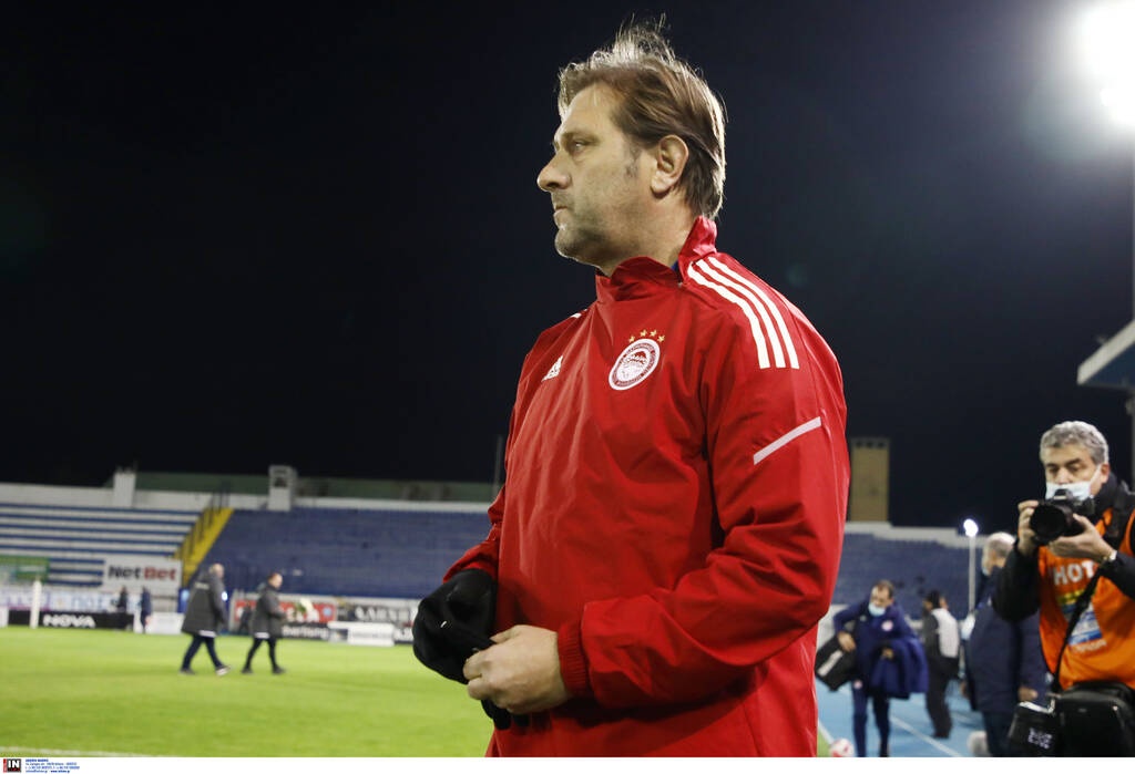 Ολυμπιακός: Αποθέωσε Μανωλά ο Μαρτίνς - «Ξέρουμε τις ηγετικές ικανότητες του»