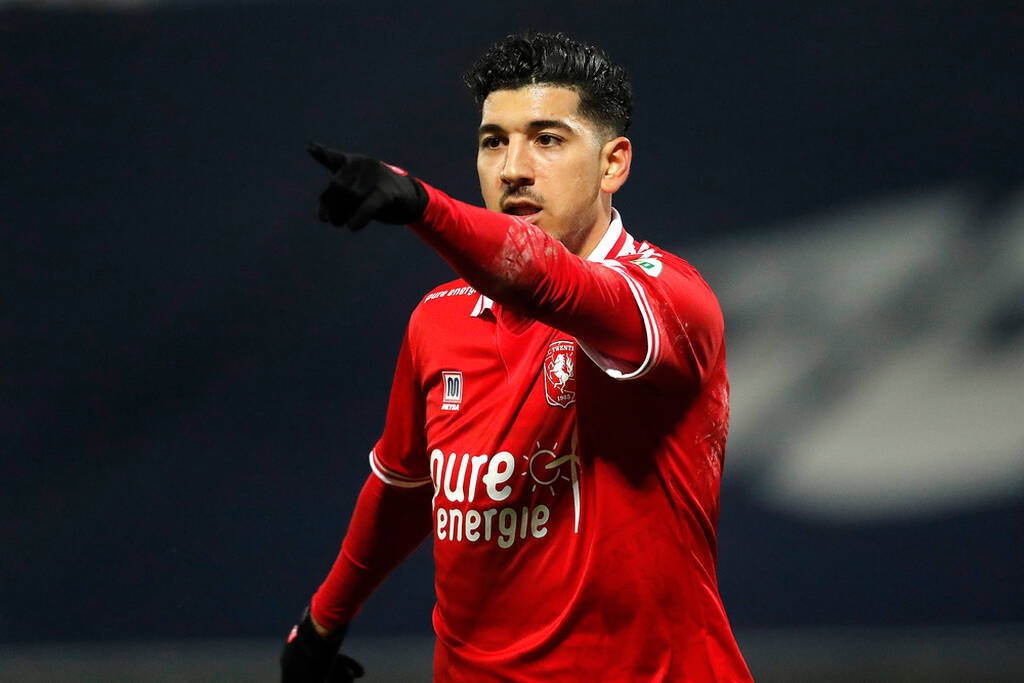 Eredivisie: Στην τετράδα με σκόρερ τον Λημνιό η Τβέντε (photos)