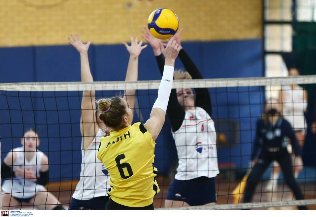 Volley League: Επιστροφή στις νίκες για την ΑΕΚ, στέλνοντας μήνυμα κατά των γυναικοκτονιών (photos)