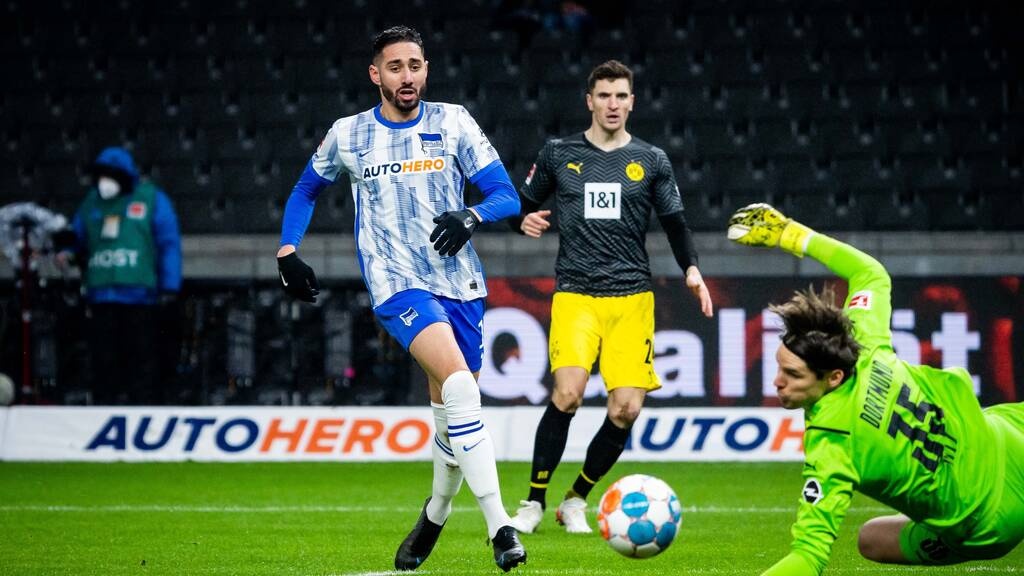 Bundesliga: Η Χέρτα ταπείνωσε την Ντόρτμουντ και δίνει τον τίτλο στην Μπάγερν! (video+photos)