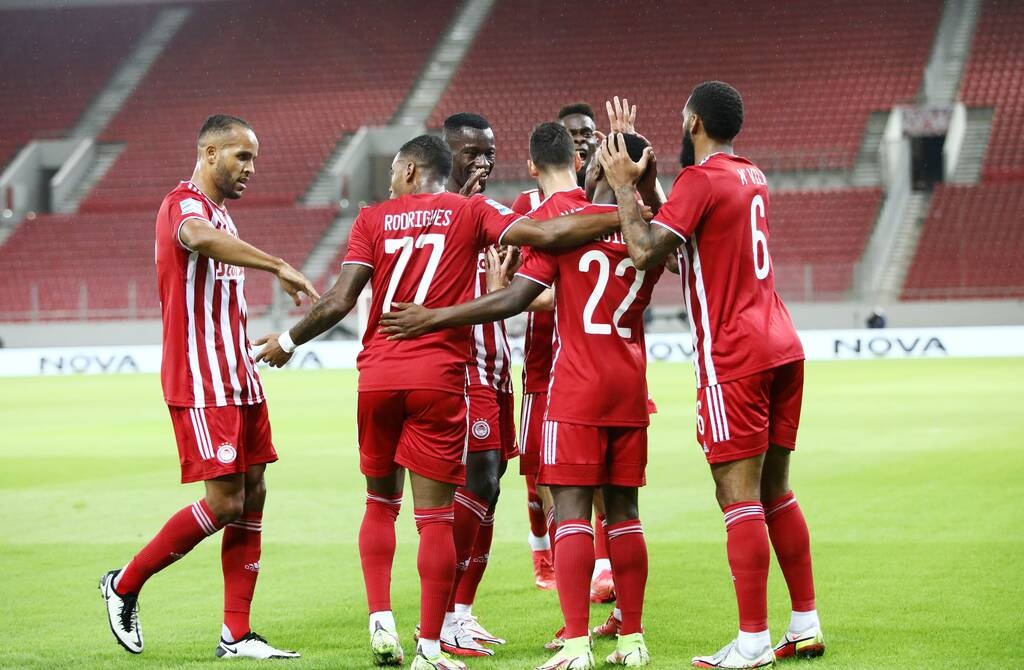 Η χρονιά θα άνηκε ολοκληρωτικά στον Ολυμπιακό, αν δεν υπήρχε η απώλεια του Κυπέλλου.