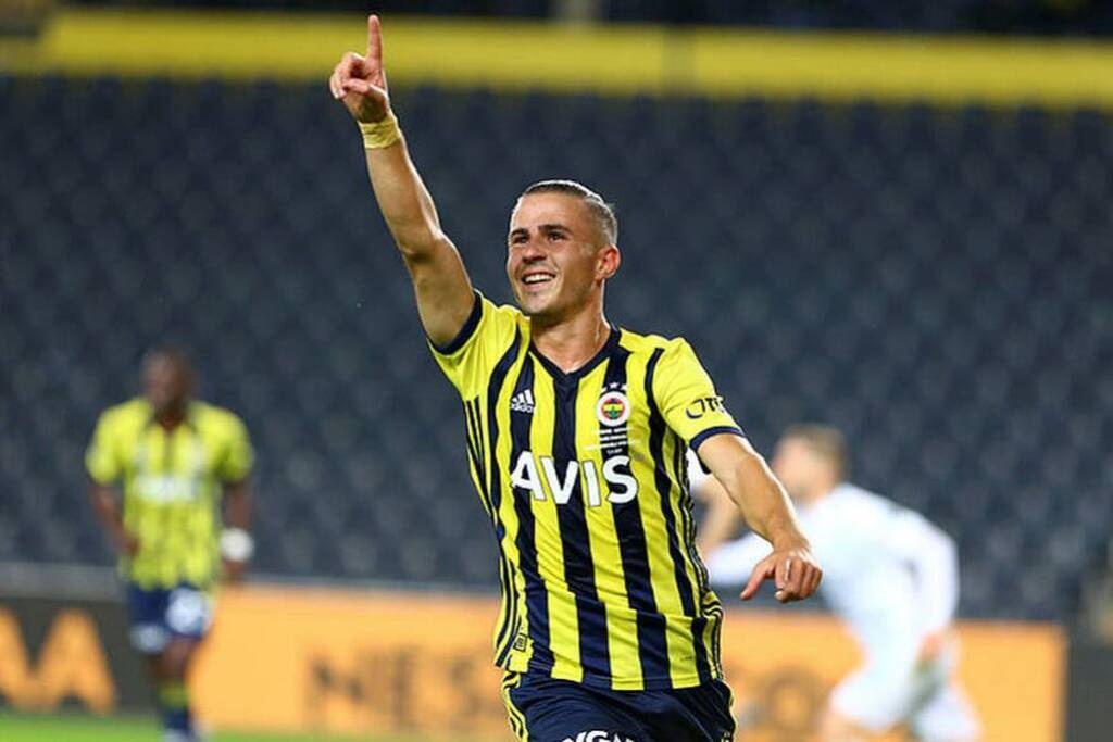 Νέα δεδομένα για Πέλκα στη Φενέρ - Τον «τελείωσαν» οι Τούρκοι (photos)