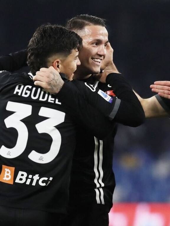 Serie A: Με τεσσάρα στο -4 από Ίντερ η Μίλαν - Ήττα σοκ εντός έδρας για τη Νάπολι! (photos)