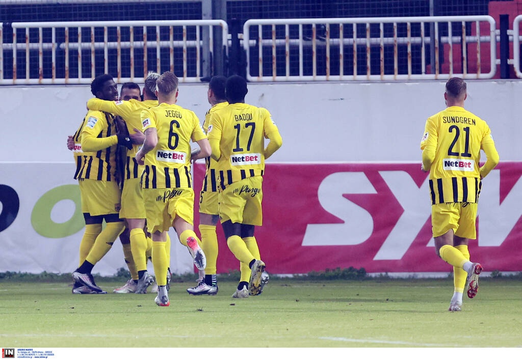 ΟΦΗ-Άρης 0-2: Διπλό χτύπημα και πρόκριση στα προημιτελικά του Κυπέλλου (videos+photos)