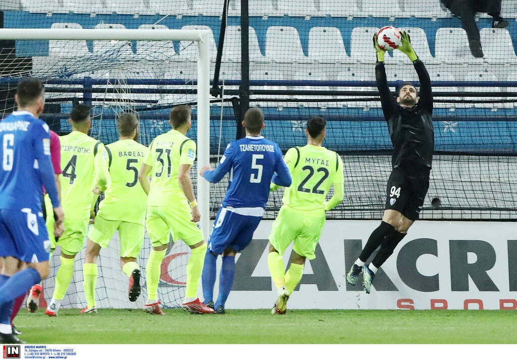 Ιωνικός-Λαμία 0-1: Με χτύπημα Ελευθεριάδη πρόκρίθηκε στην οκτάδα του Κυπέλλου (video+photos)