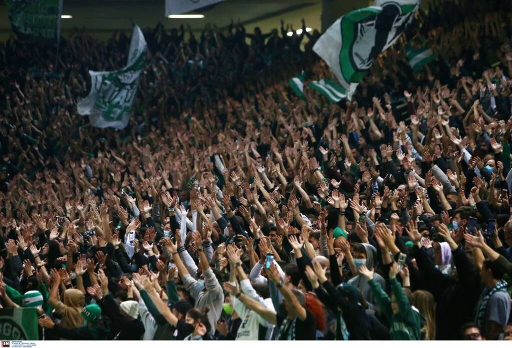 Παναθηναϊκός ΟΠΑΠ-Ολυμπιακός: Τα συνθήματα προς τιμήν των Πάυλου και Θανάση Γιαννακόπουλου (video)