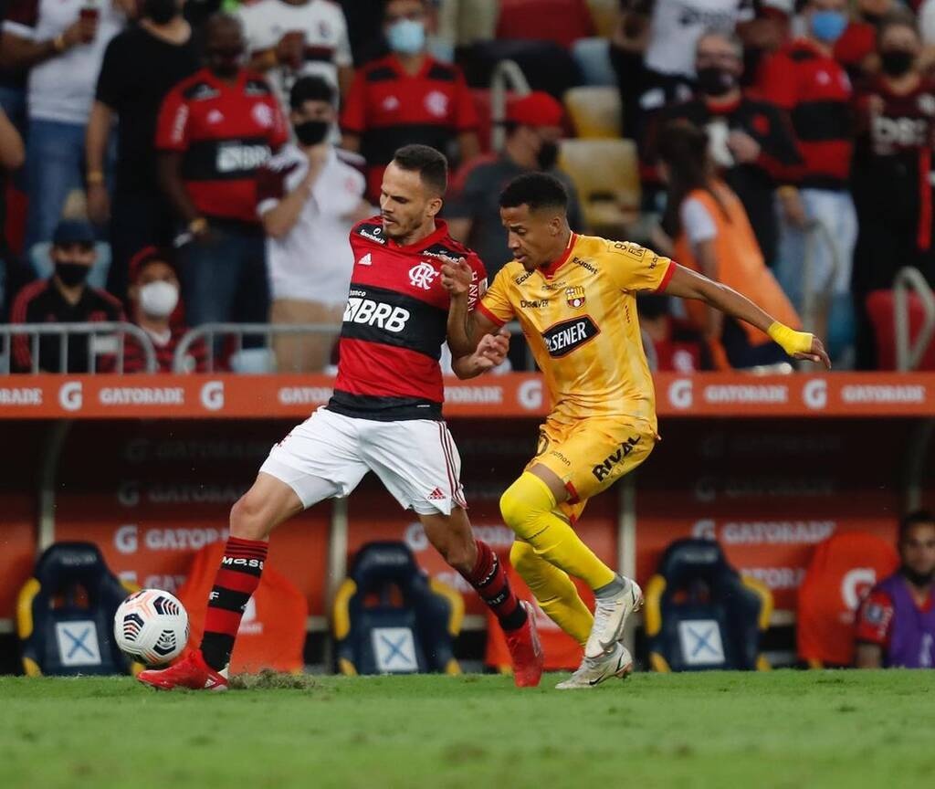 Ολυμπιακός: Κρούση σε Βραζιλιάνο αριστερό μπακ (video+photos)