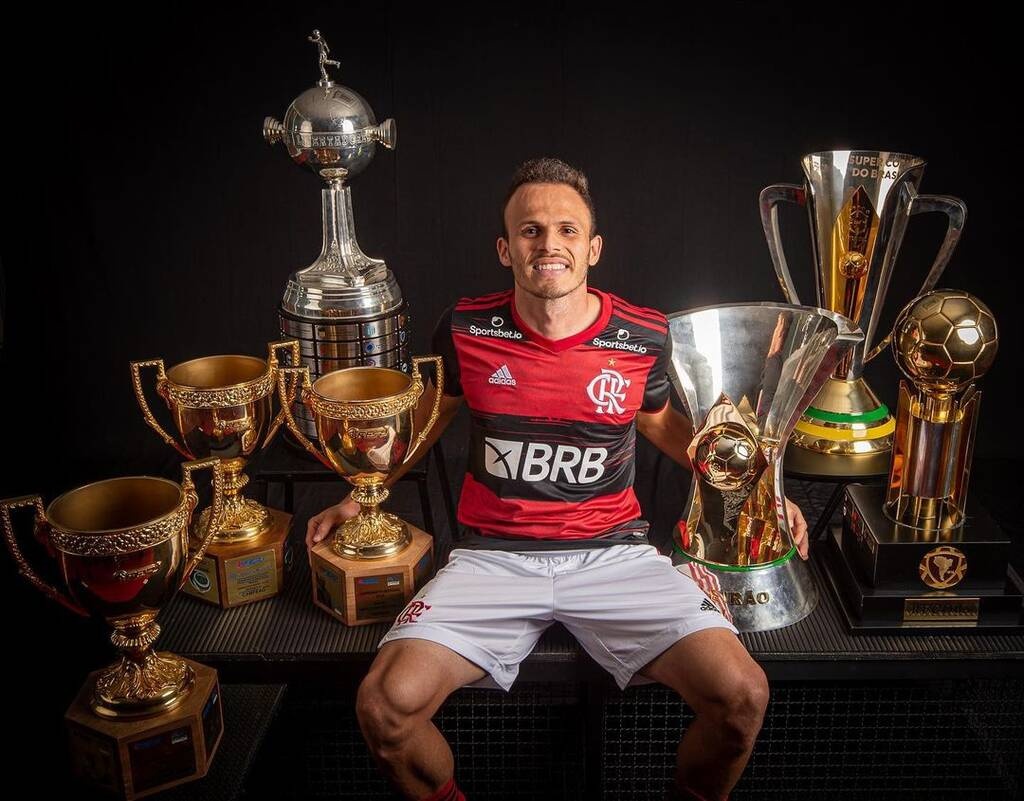 Ολυμπιακός: Κρούση σε Βραζιλιάνο αριστερό μπακ (video+photos)