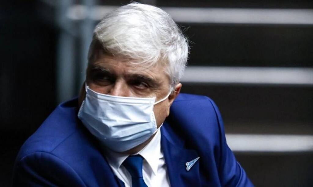 Πένθος στην οικογένεια του Μάνου Παπαδόπουλου - «Έφυγε» από τη ζωή η μητέρα του