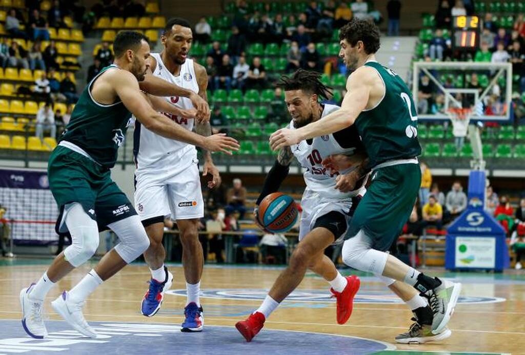 ΤΣΣΚΑ Μόσχας: Τραυματισμός-σοκ για τον Χάκετ! Αποχώρησε με δάκρυα