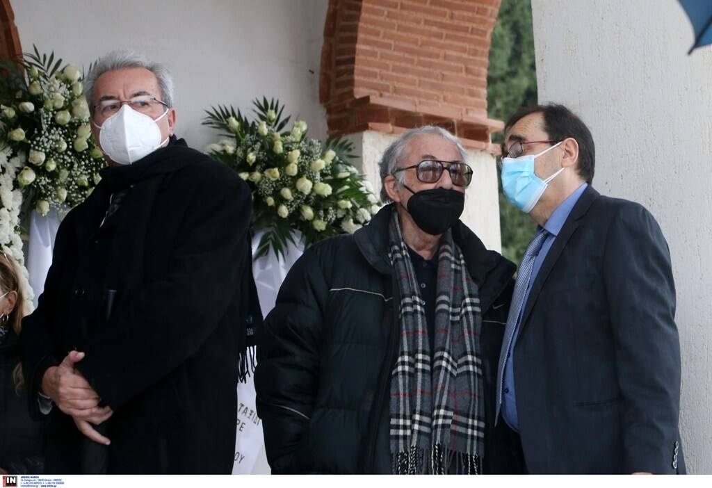 Κηδεία Γενεράκη: Το τελευταίο αντίο στον πρώην πρόεδρο - Με τη σημαία της ΑΕΚ το φέρετρο (photos)