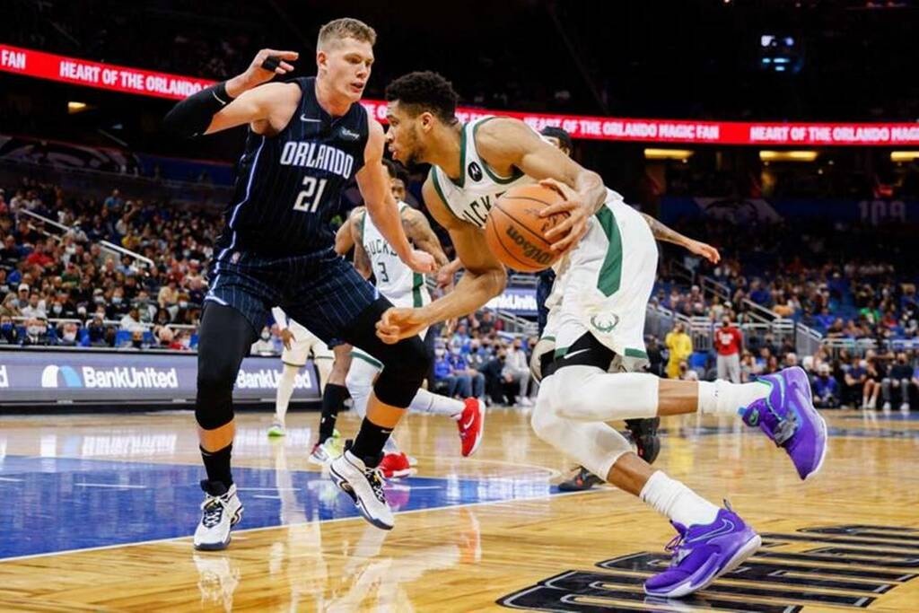 NBA: Άνετο πέρασμα από το Ορλάντο για Μπακς (photos+video)