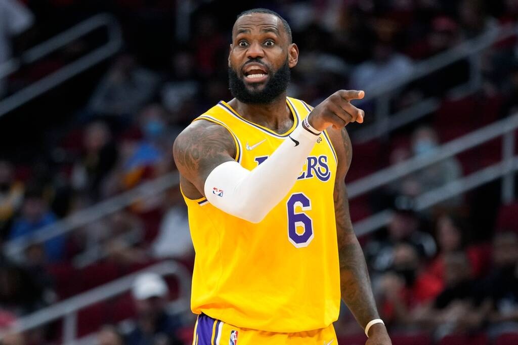 NBA: Το μοναδικό επίτευγμα του Λεμπρόν Τζέιμς (photos+video)