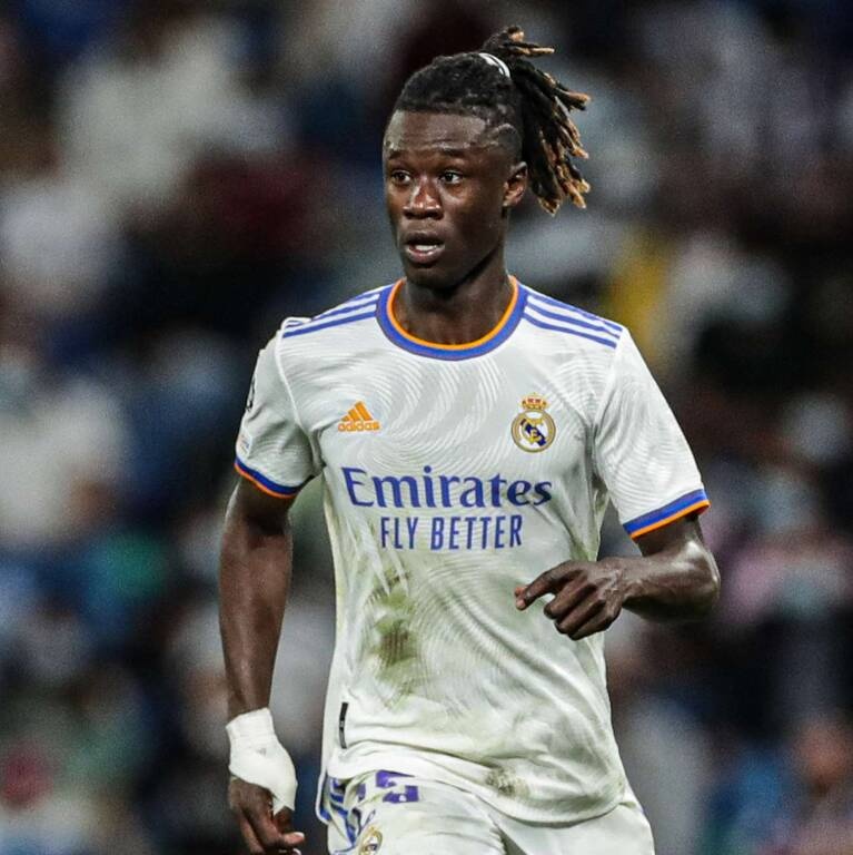 Ρεάλ Μαδρίτης: Τέσσερα κρούσματα και ανησυχία για εξάπλωση (Photos)