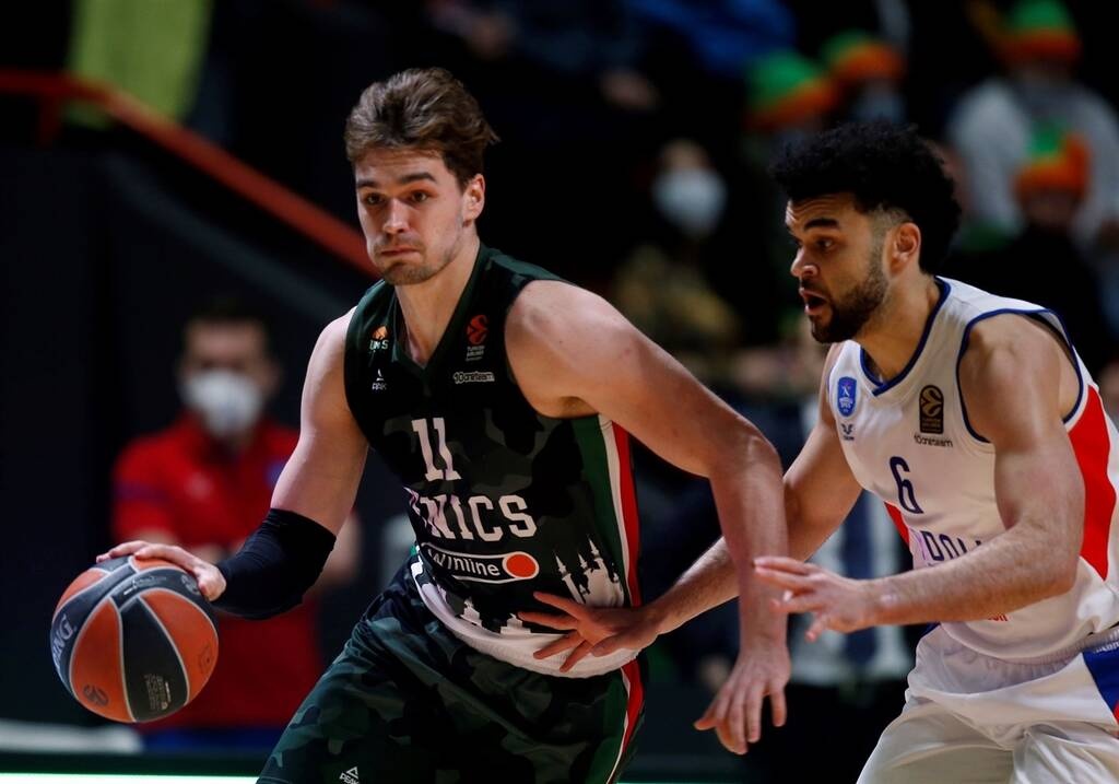 Ούνικς Καζάν-Αναντολού Εφές 75-67: Ασταμάτητη η «παρέα» του Χεζόνια - Κατατρόπωσε και τους Τούρκους