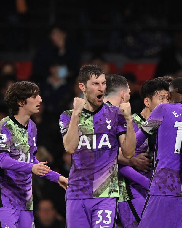 Premier League: Η Τότεναμ βλέπει Champions League με απίθανο buzzer beater (video)
