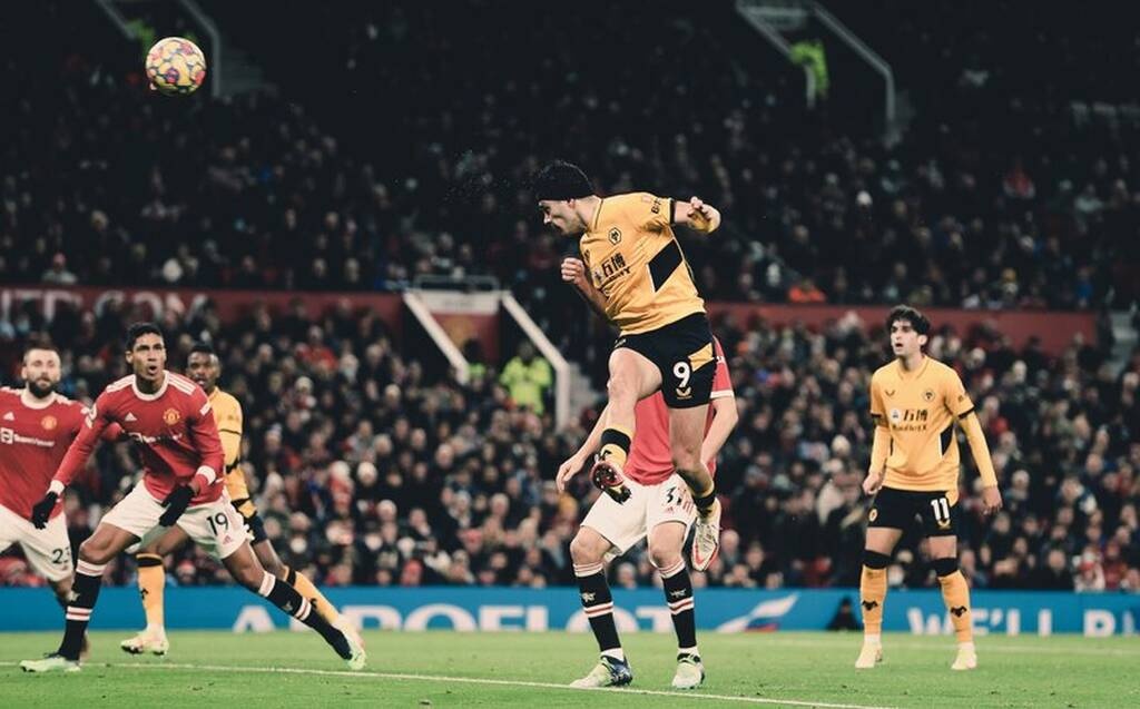 Premier League: Η Γουλβς ταπείνωσε με τον Μουτίνιο τη Μάντσεστερ Γιουνάιτεντ! (vid+pics)
