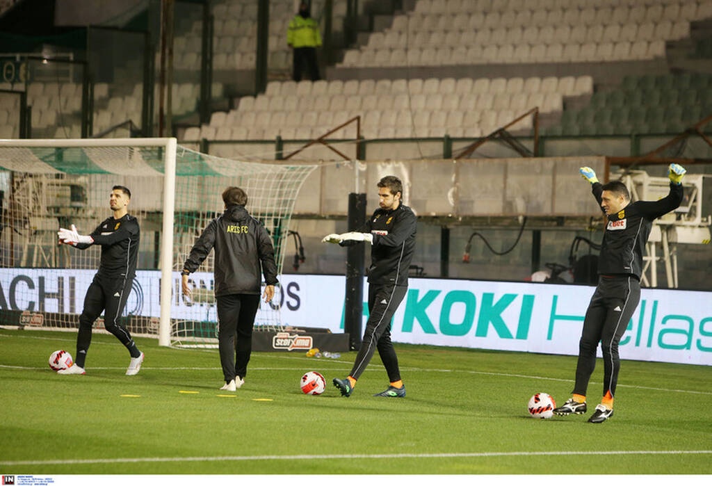 Παναθηναϊκός-Άρης: Οι αφίξεις των δύο ομάδων στη Λεωφόρο (videos)