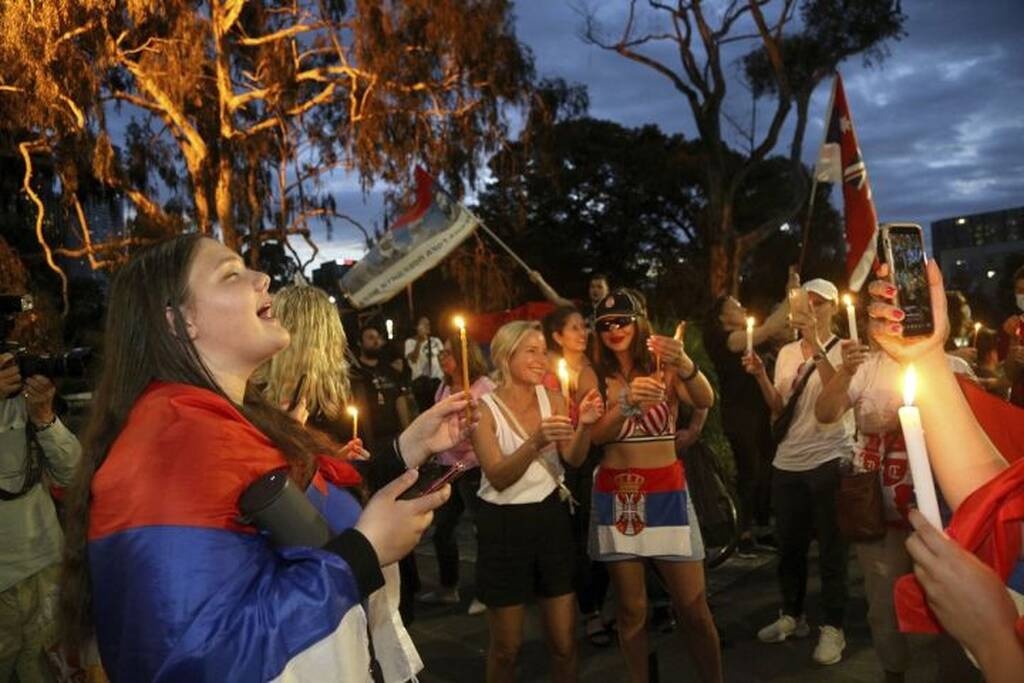 Πατέρας Τζόκοβιτς: «Δεν είναι μάχη του Νόβακ, είναι μάχη του κόσμου για την ελευθερία»