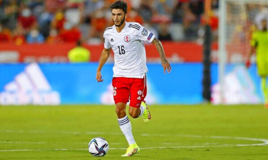 Ολυμπιακός: Πλησιάζει ο μπακ - Τα δεδομένα και οι βασικοί υποψήφιοι (photos)