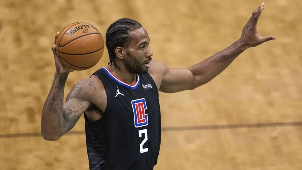 NBA: Επιστρέφει ο Λέοναρντ (photos+video)