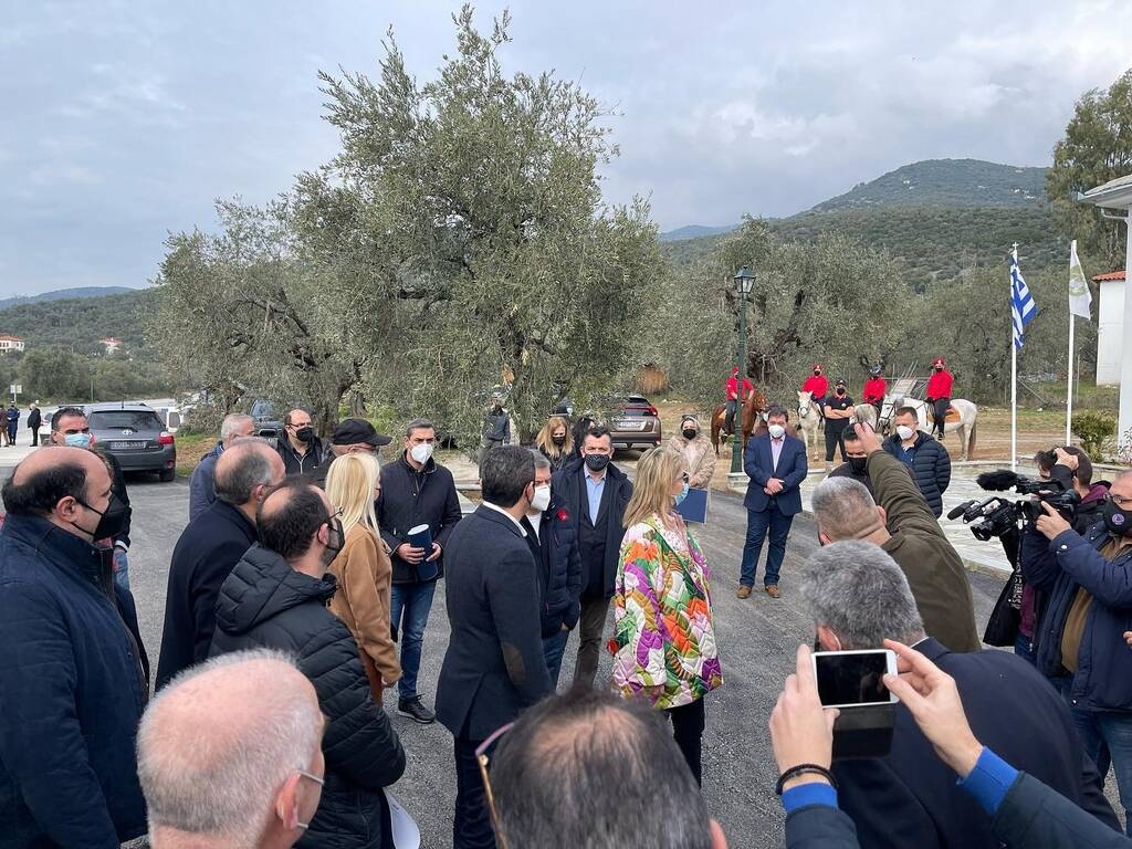 Αυγενάκης: «Υπογράφηκε η προγραμματική σύμβαση για τη βελτίωση γηπέδων στο Νότιο Πήλιο»