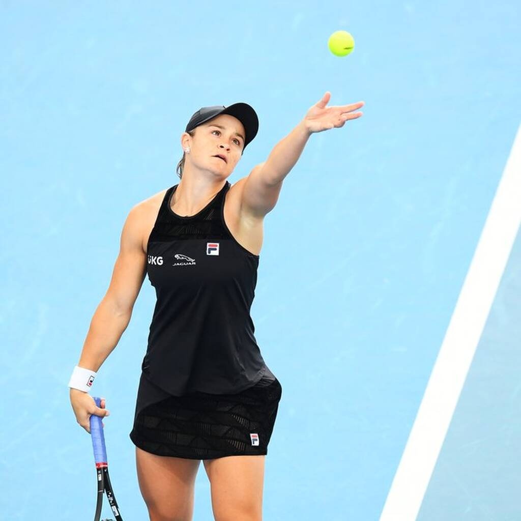 Adelaide International: Με «περίπατο» η Μπάρτι στον τελικό σε μονό και διπλό (photos+videos)