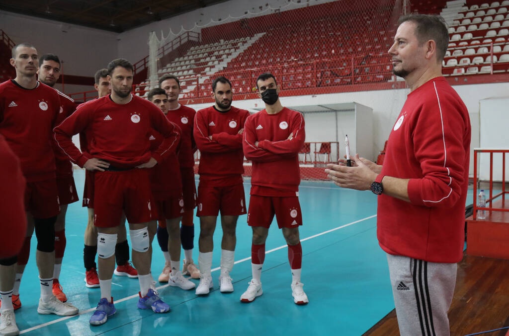 Ολυμπιακός –Volley League: Η πρώτη προπόνηση του Αλμπέρτο Τζουλιάνι με τους «ερυθρόλευκους» (photos)