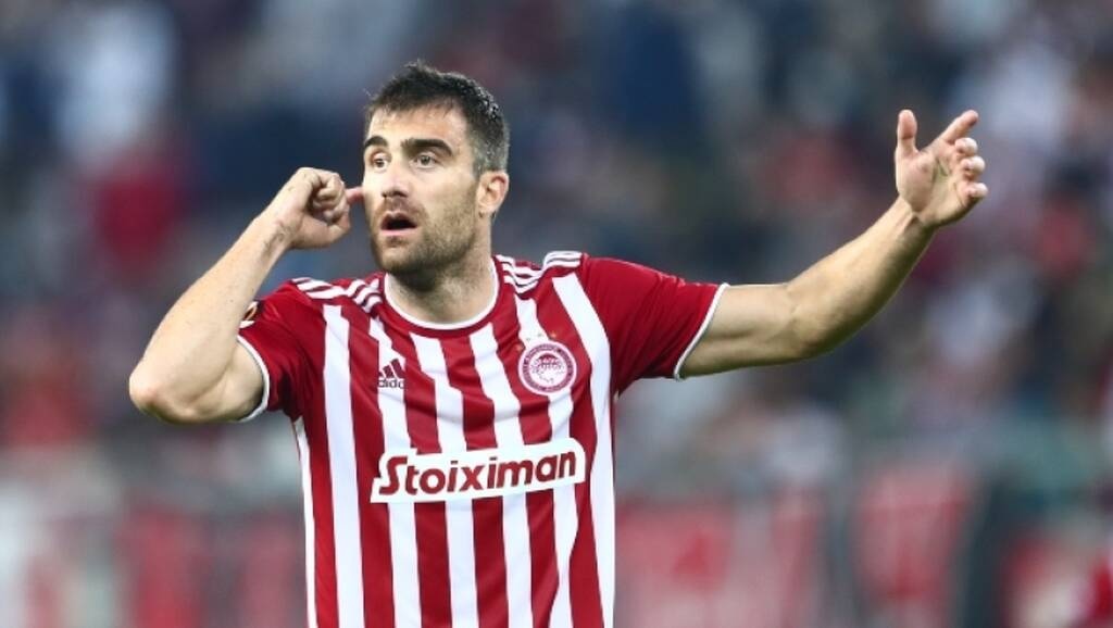 Ολυμπιακός: Τα δεδομένα για Παπασταθόπουλο - Στο... μυαλό του Έλληνα στόπερ