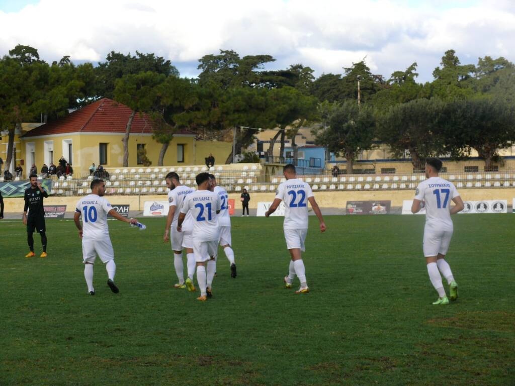 Super League 2: Ρεκόρ… λόγω ανάγκης – 40χρονος γκολκίπερ έκανε ντεμπούτο