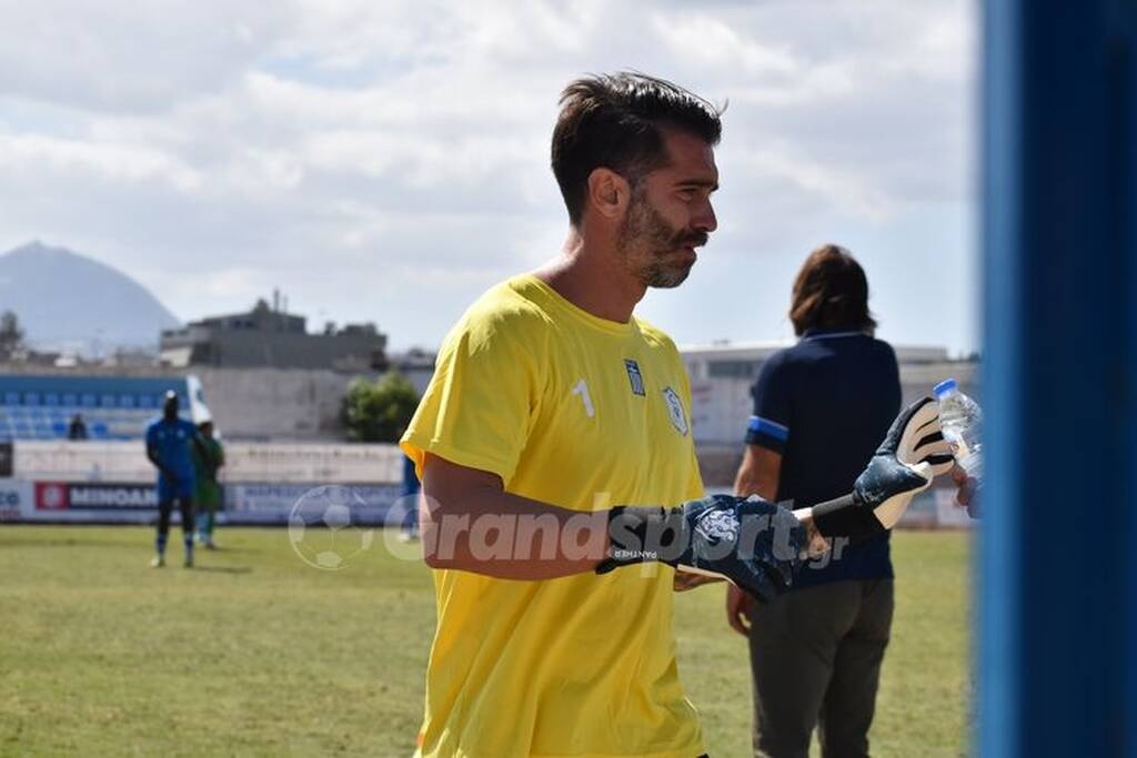 Super League 2: Ρεκόρ… λόγω ανάγκης – 40χρονος γκολκίπερ έκανε ντεμπούτο
