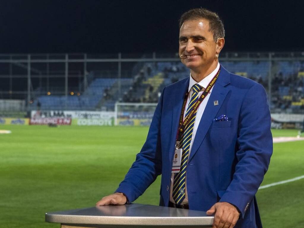 Μποροβήλος: «Εξετάζεται η αλλαγή του προγράμματος του Κυπέλλου»