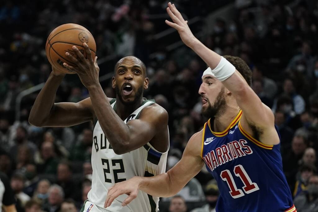 NBA: Μαγικοί Μπακς διέλυσαν του Γουόριορς - Απίθανη εμφάνιση από Αντετοκούνμπο (photos+video)