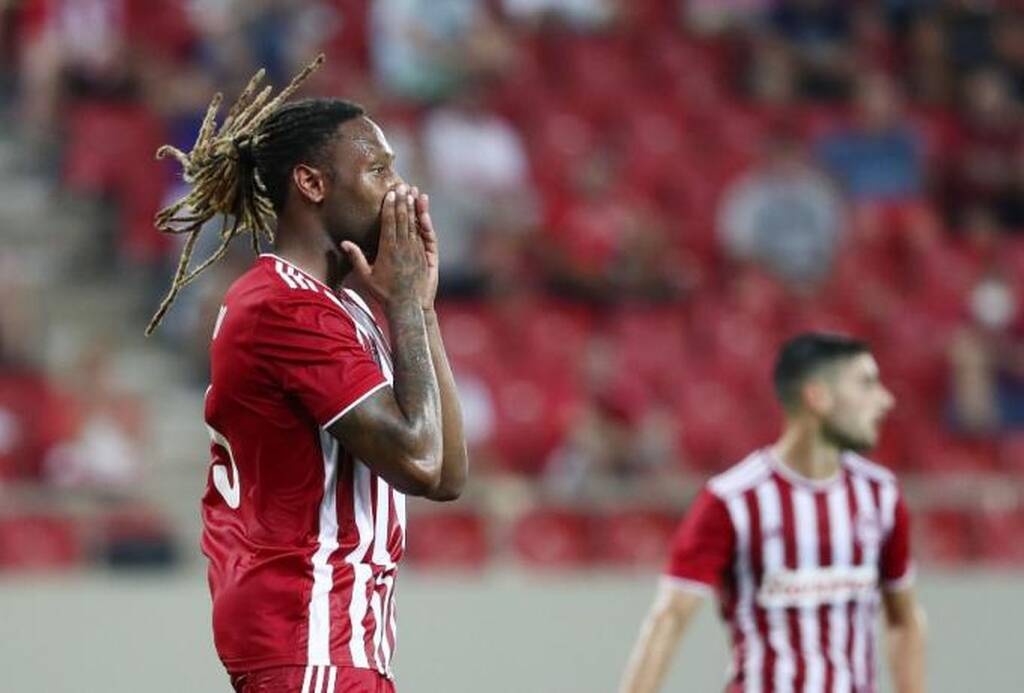 «Βόμβες» από Σεμέδο: «Πριν μια εβδομάδα με απείλησαν από τον Ολυμπιακό, ίσως έχει σχέση...»