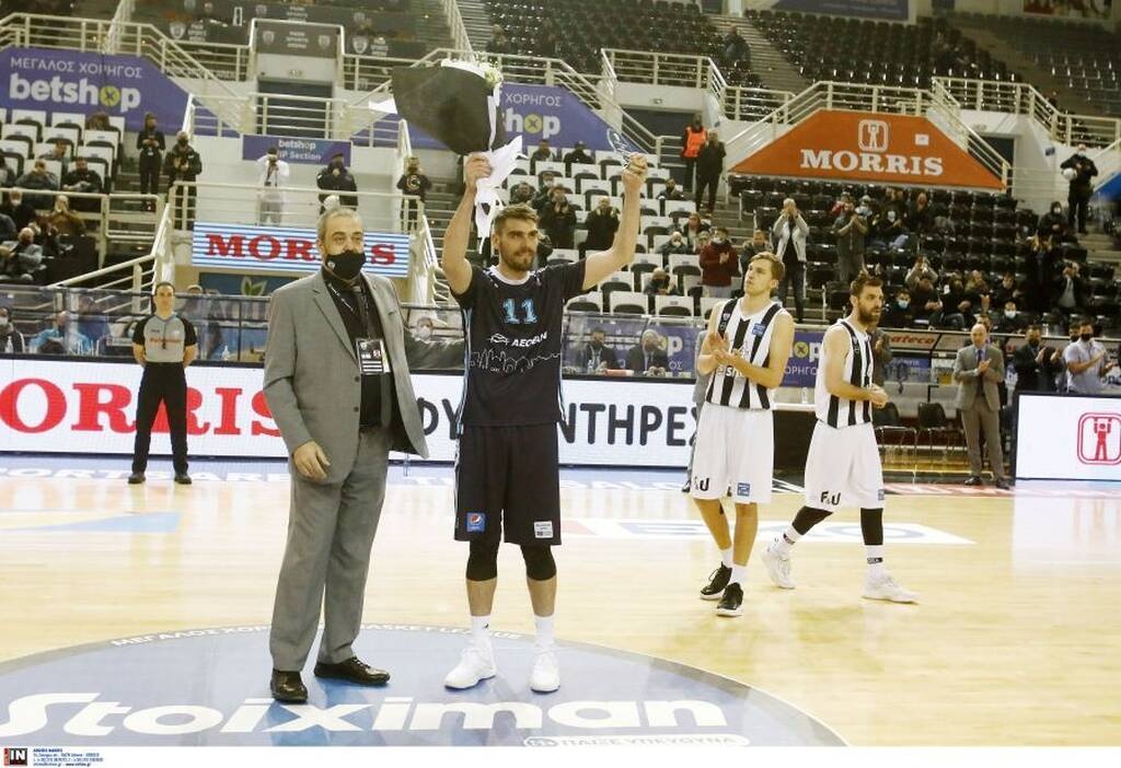 ΠΑΟΚ-Κολοσσός Ρόδου: Η βράβευση του Βαγγέλη Μαργαρίτη (photos&video)