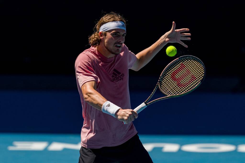 Australian Open – Τσιτσιπάς: «Ήρθα να μιλήσω για τένις, όχι για τον Τζόκοβιτς»