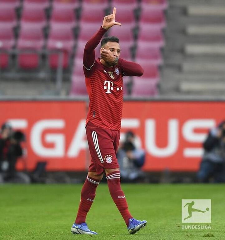 Bundesliga: Χατ τρικ ο Λεβαντόφσκι και τεσσάρα η Μπάγερν! (vid+photos)