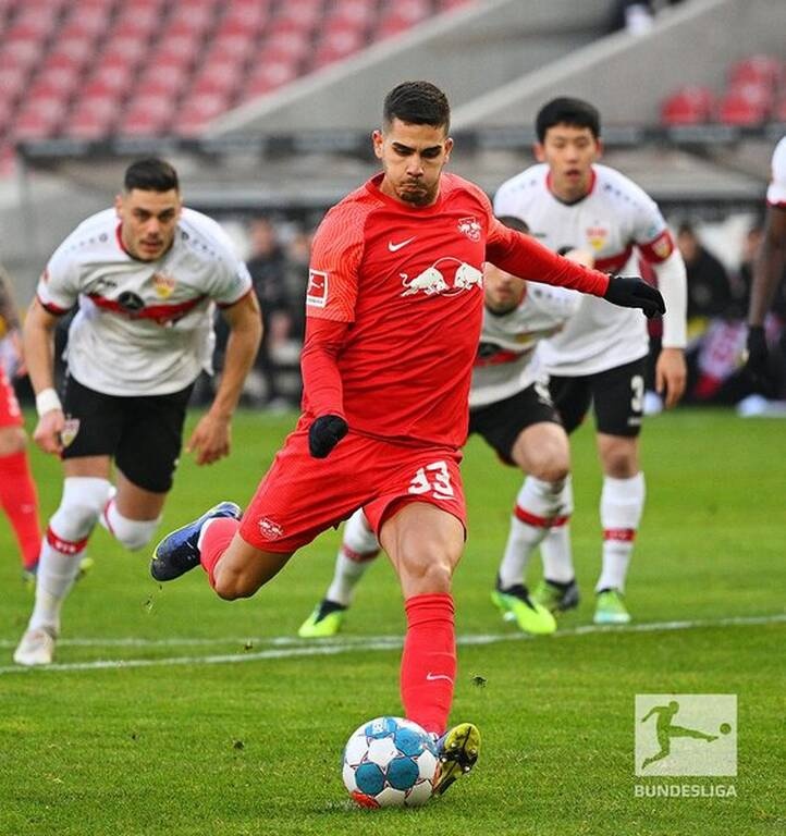 Bundesliga: Χατ τρικ ο Λεβαντόφσκι και τεσσάρα η Μπάγερν! (vid+photos)