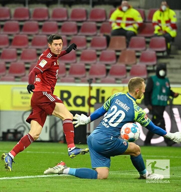 Bundesliga: Χατ τρικ ο Λεβαντόφσκι και τεσσάρα η Μπάγερν! (vid+photos)