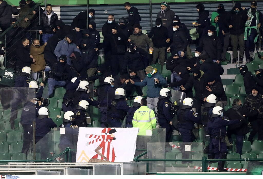 Παναθηναϊκός-Ολυμπιακός: Καρέ καρέ η ένταση στη Λεωφόρο (photos)