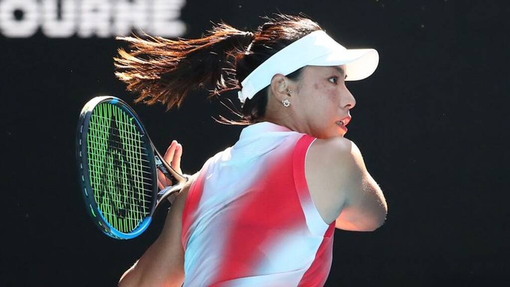 Australian Open: «Σαρωτικές» Ναόμι Οσάκα και Άσλεϊ Μπάρτι, αποκλείστηκε η Κόκο Γκοφ (photos+videos)