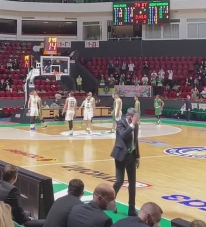 Χεζόνια: Τα... μαγικά του Σούπερ Μάριο εκνεύρισαν τον Περάσοβιτς (video+photos)