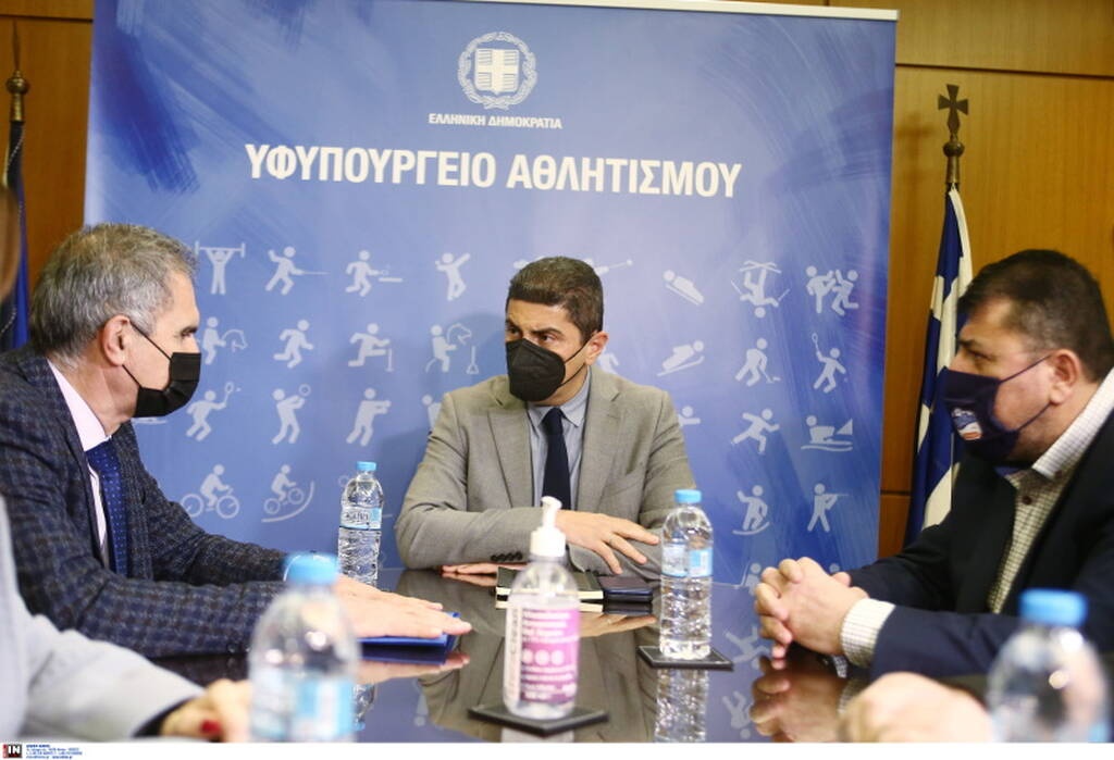 Συνάντηση Aυγενάκη με SL1-SL2 -  Προς αύξηση το ποσοστό φιλάθλων στα γήπεδα