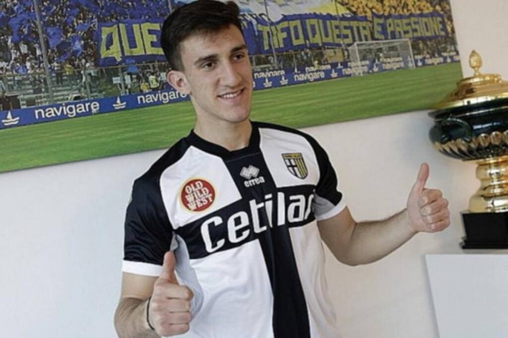 Ταξίδι αστραπή για Ζαγαρίτη - Στην Ελλάδα ο Έλληνας μπακ