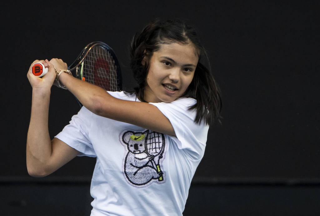 Australian Open: Αποστολή... εξετελέσθη για την Έμα Ραντουκάνου (videos+photos)