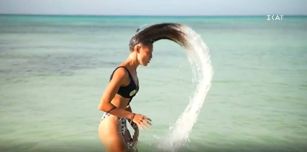 Survivor: Τρελαίνουν κόσμο οι Διάσημες - Με μαγιό σε τρομερές πόζες (photos+video)