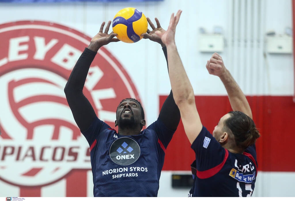 Ολυμπιακός-Φοίνικας Σύρου 2-3: Του έχει πάρει τον αέρα και μια ακόμα «σφαλιάρα» (video+photos)