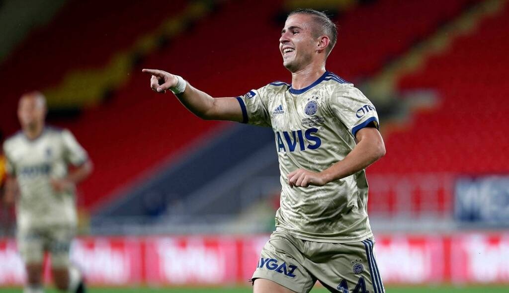 Δημήτρης Πέλκας: Τελειώνει από την Φενέρμπαχτσε - «Έχει πρόταση από την Ελλάδα»