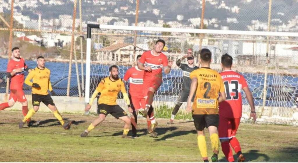 Χαμός σε ματς στην Πάτρα – Χτύπησαν τον επόπτη και διακόπηκε το ματς!